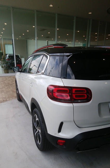 栄徳ショールーム日記◆C5 AIRCROSSとC3特別仕様車