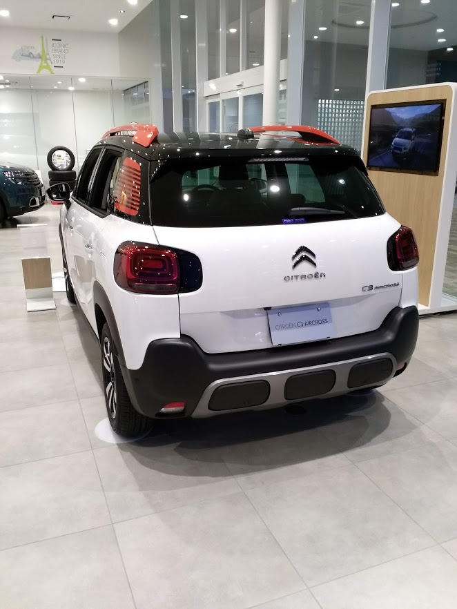 栄徳ショールーム日記◆展示車C3 AIRCROSS追加